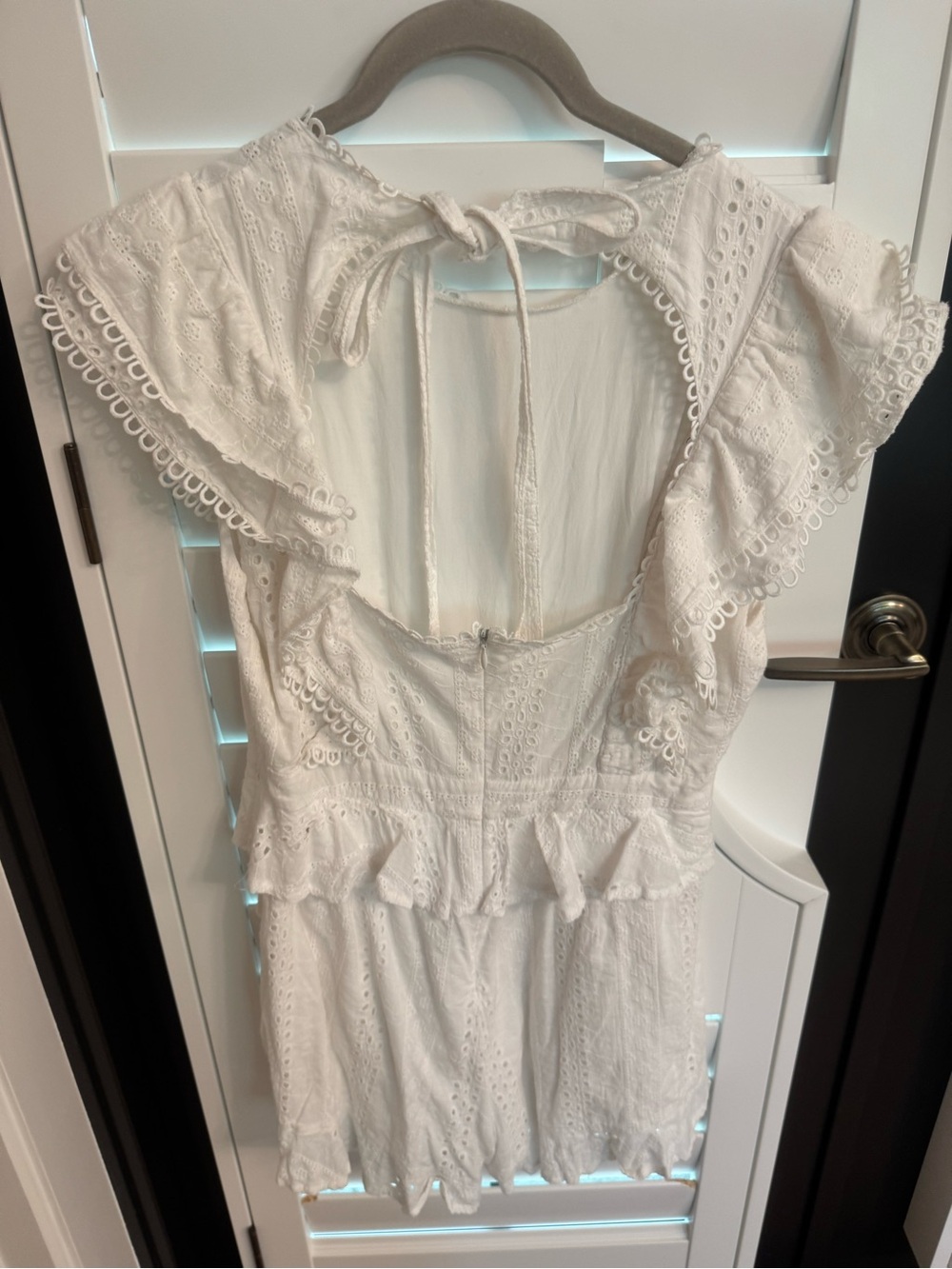 White Eyelet Ruffle romper - Picture 3 of 5